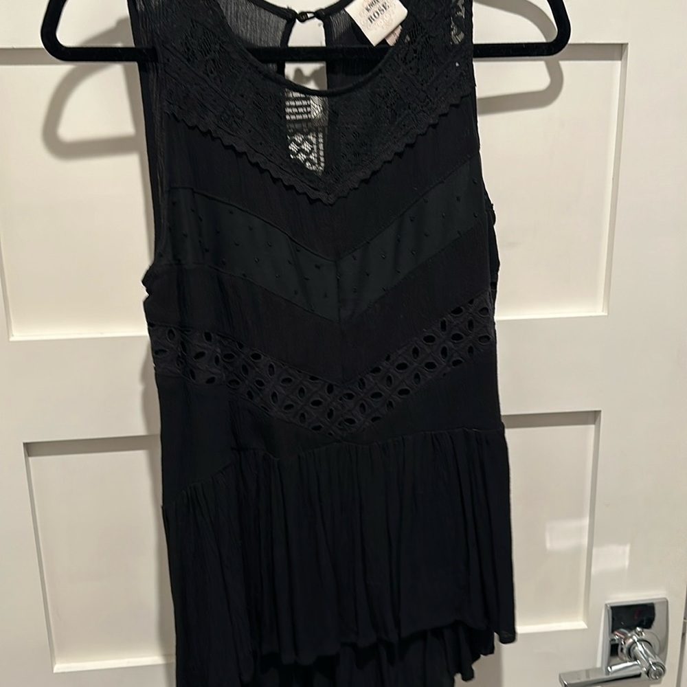 Knox Rose black sleeveless shirt